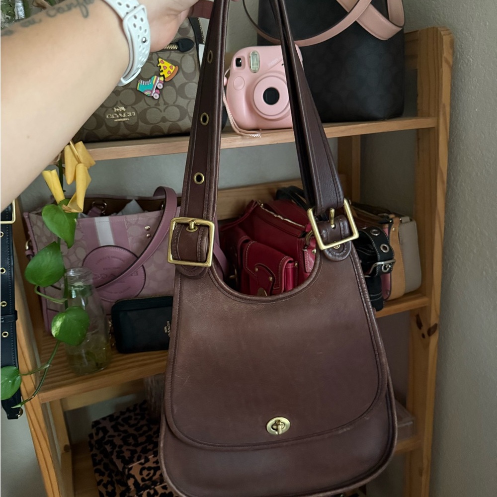 Vintage Coach 9988 Dark Mahogany Crescent Saddle Crossbody – Made in USA